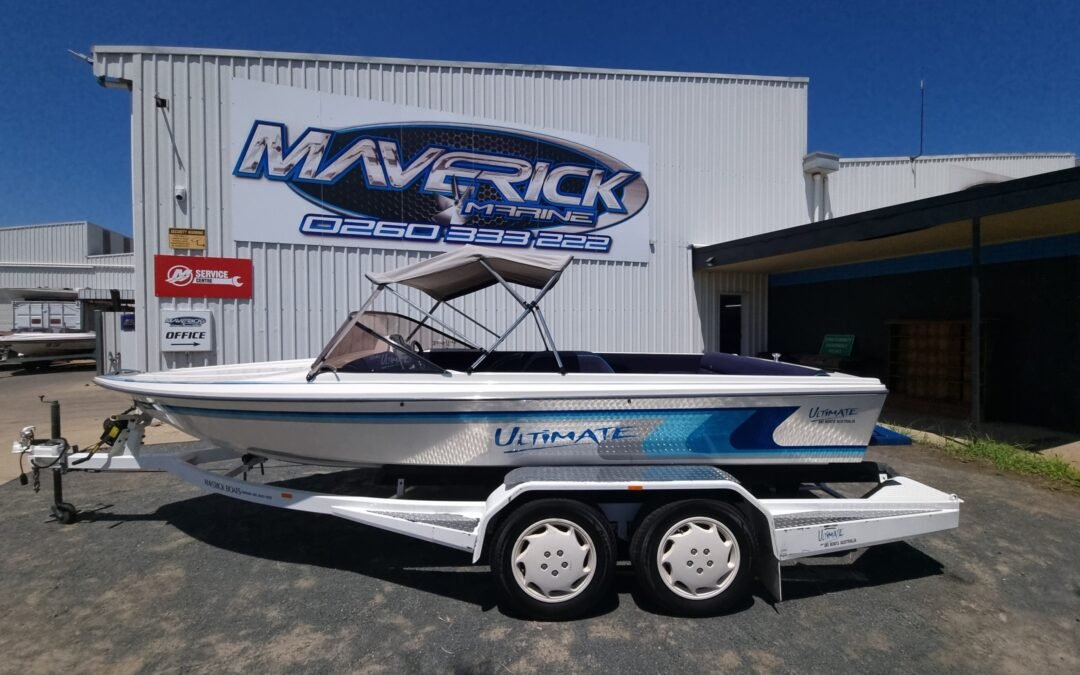 2000 SKI Ultimate Ski Boat – $25,990 ono
